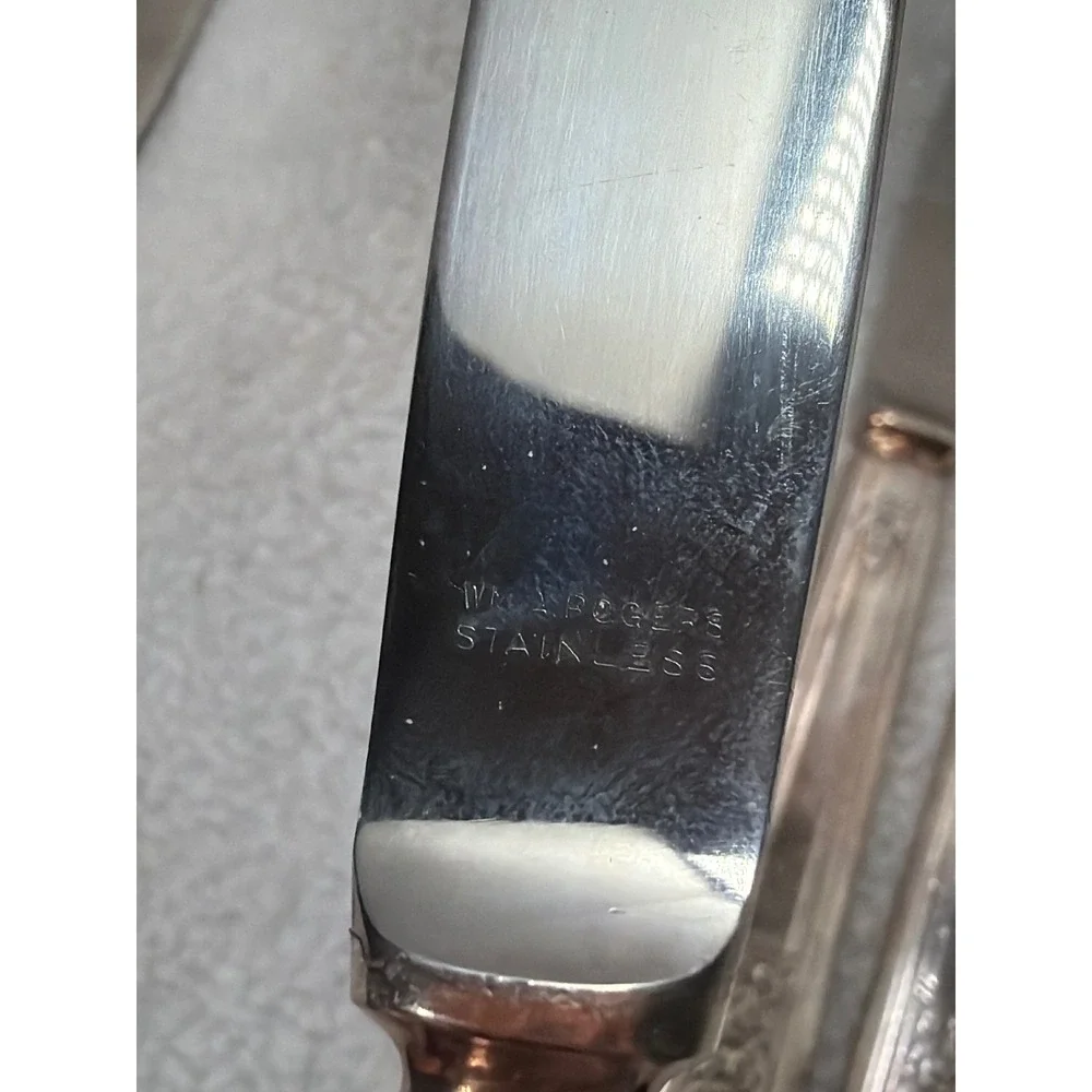 Oneida Ltd.  Wm A. Rogers ROSALIE  Silverplate Dinner Knives Vintage 1938